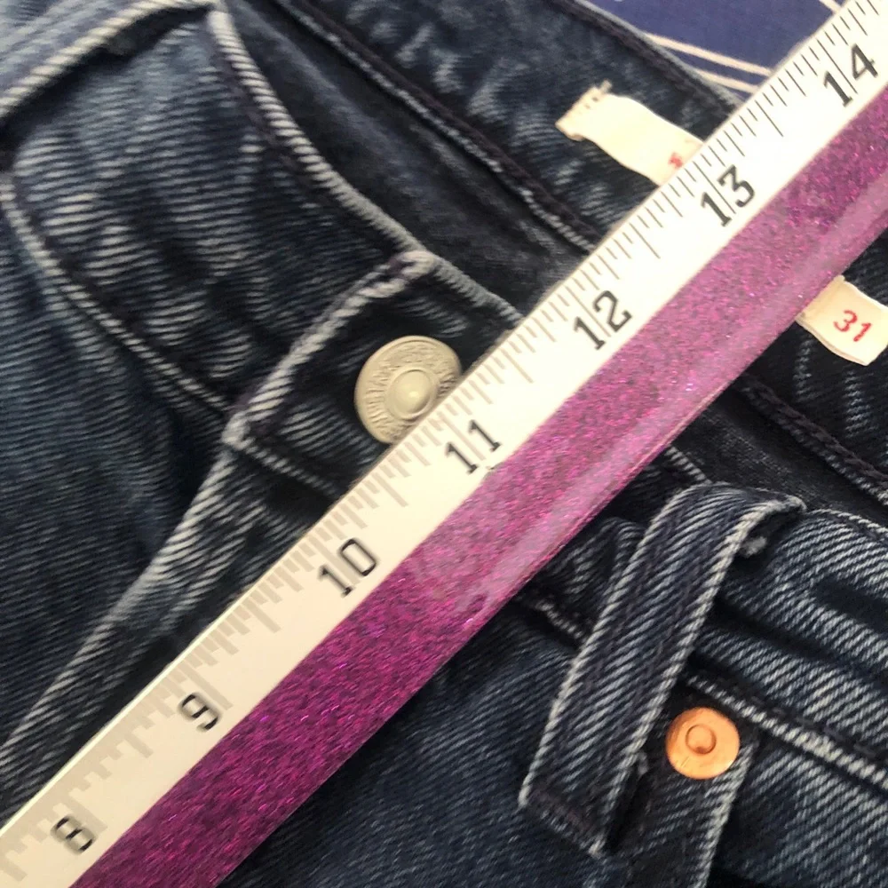 R19 Levi’s wedgie Icon fit high rise button fly jeans size 31 black & blue - Picture 11 of 13